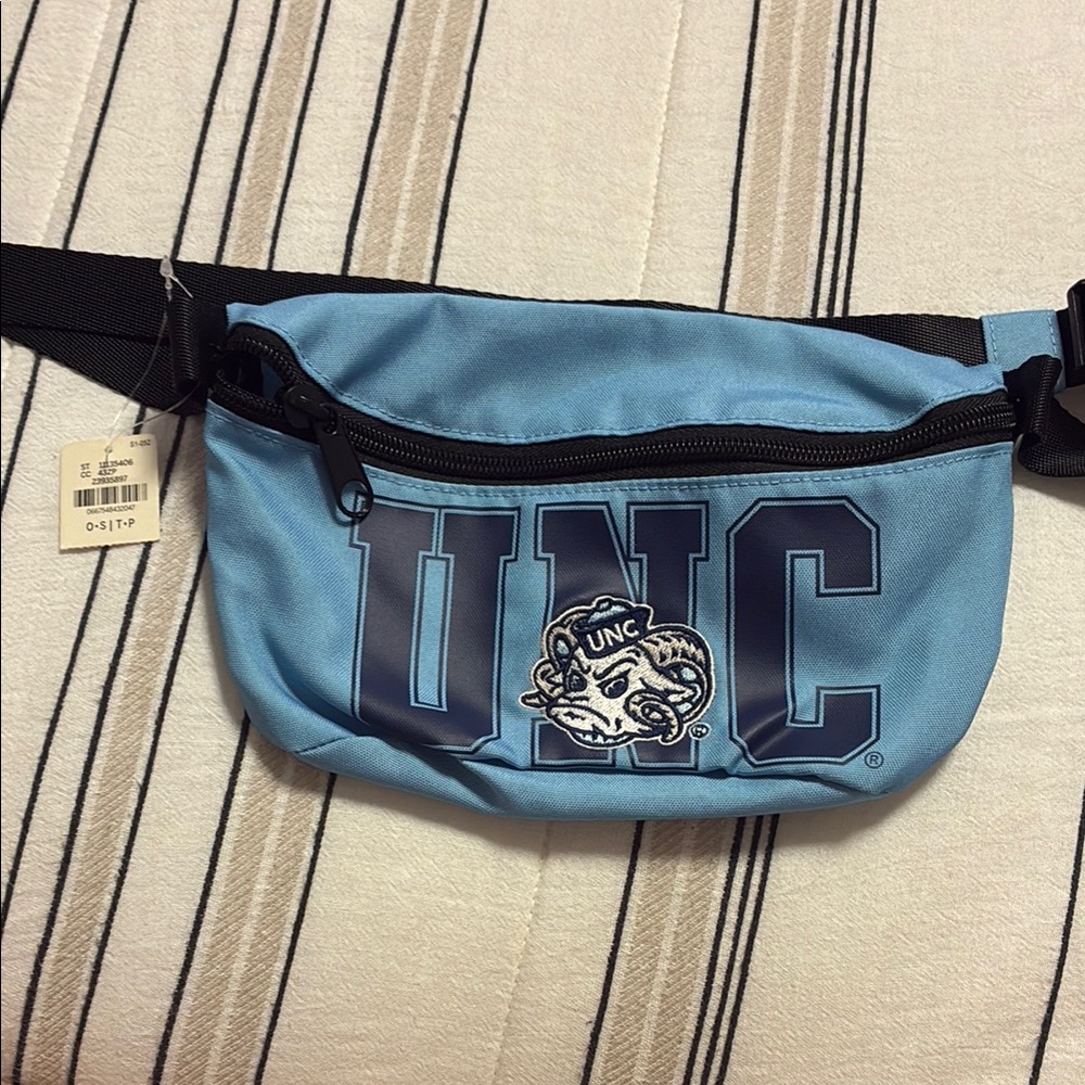 UNC Fanny pack